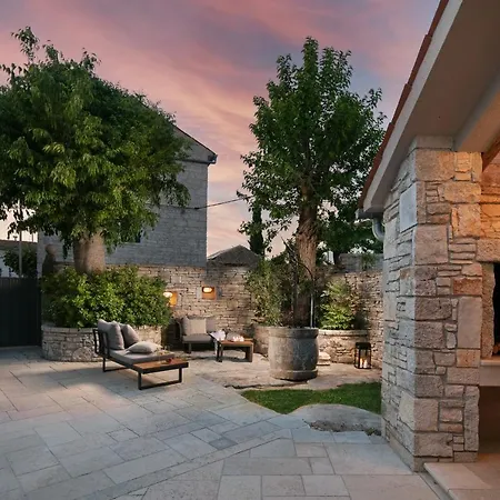 Pietre D'istria - With Private Service * Burici