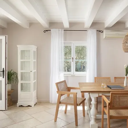 Pietre D'istria - With Private Service